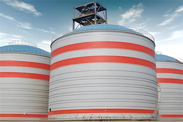 可克达拉粉煤灰仓建造夏季施工措施